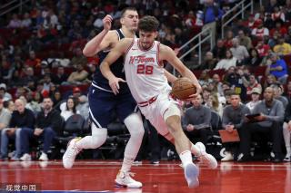 甚至接近某 甚至接近某